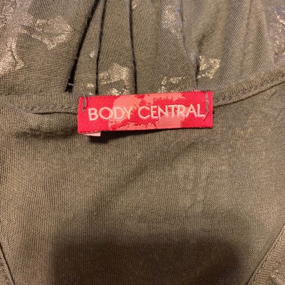 Grey tank with crosses - Picture 5 of 5